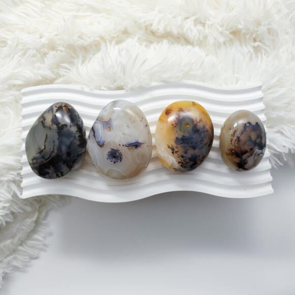 Dendritic Agate Palm Stone Grounding Crystal - Picture 3 of 9